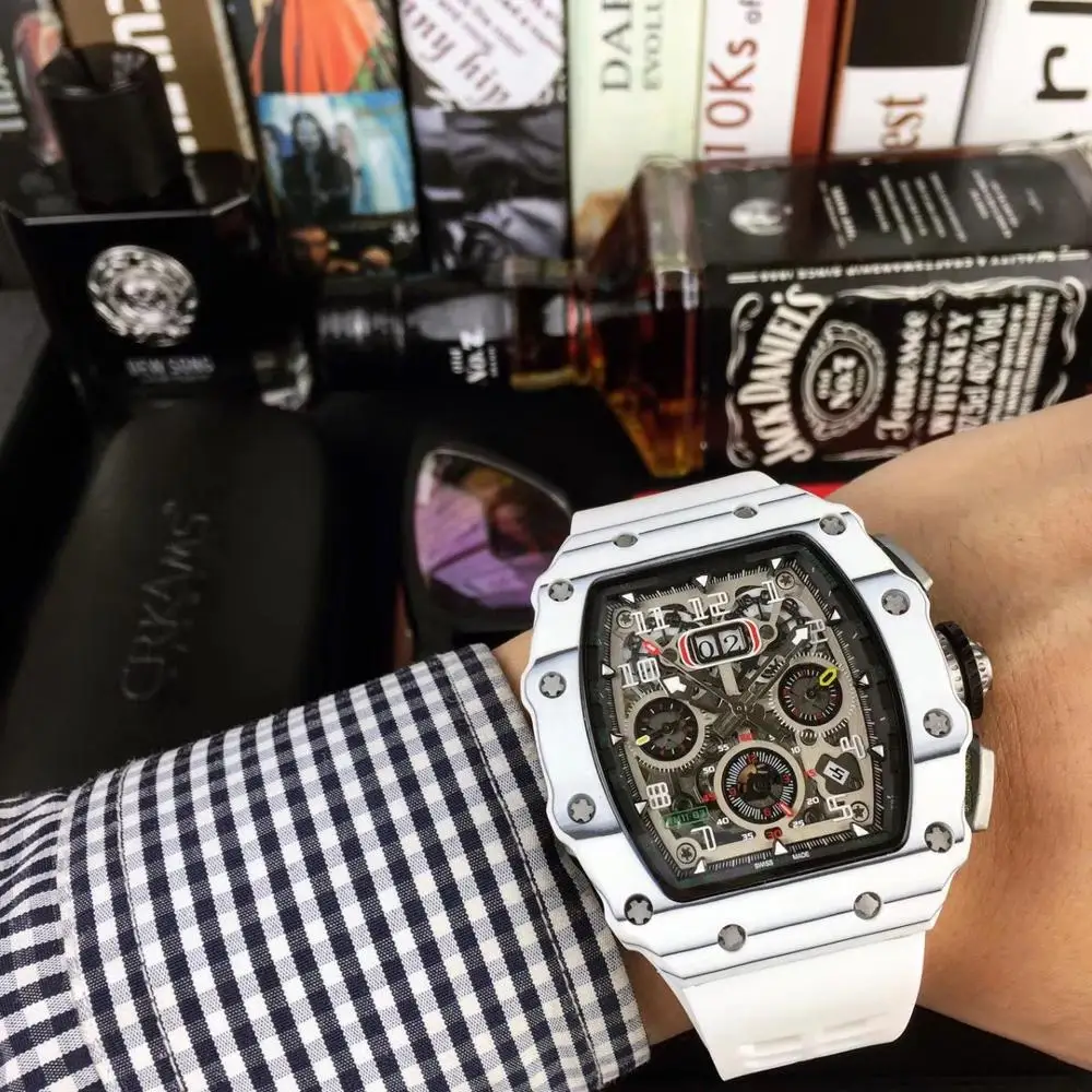

WG09180 Mens Watches Top Brand Runway Luxury European Design Automatic Mechanical Watch