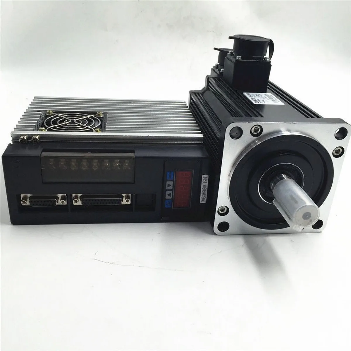 1.2KW NEMA42 4NM 1200W 220V 3000R/мин AC комплекты сервоприводов ЧПУ постоянный крутящий момент