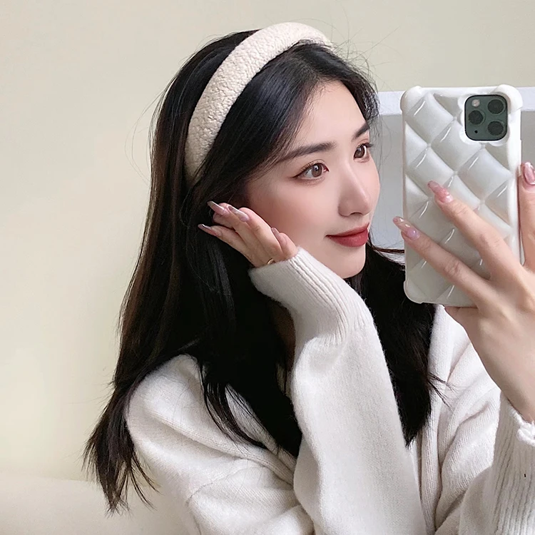 Рисунок 3 - Яркие цвета губка ягненка искусственный