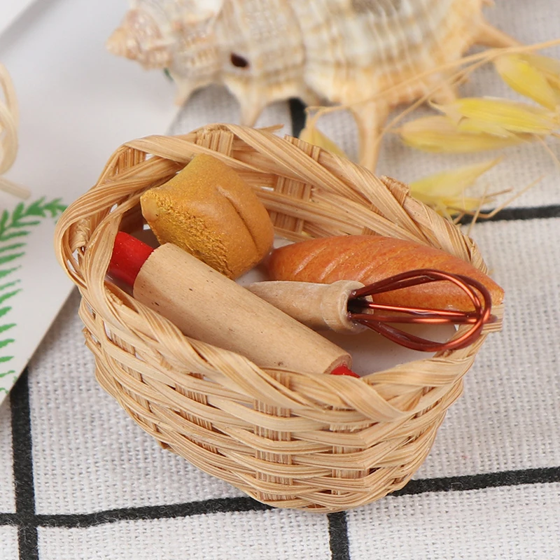 Dollhouse Miniature Food tool Bread Toast hot dog with Basket Dining Room Bakery Pastry Kitchen Pretend Play Toy 1:12 kitchen toys pretend kitchen toys pretend food toys pretend coffee set toys