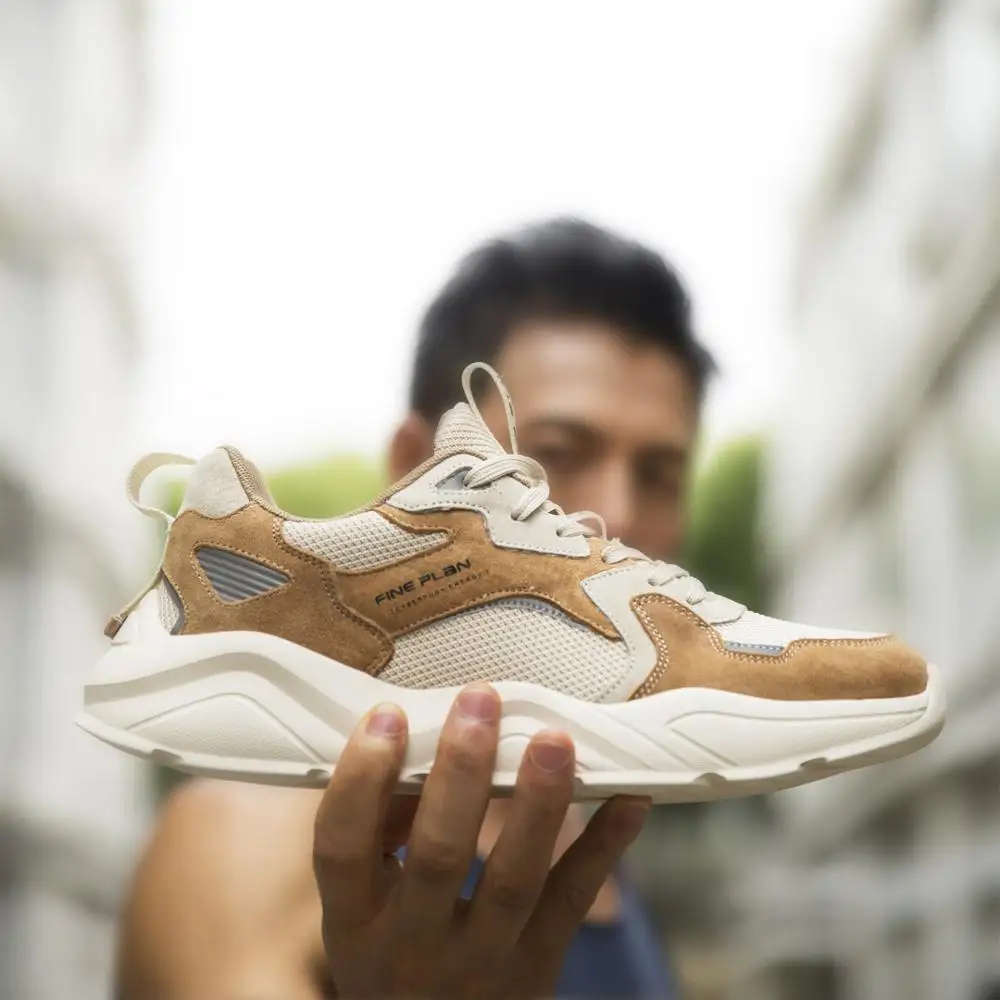 Xiaomi YOUPIN Mijia Trend Retro Old Leather Shoes Stitching Slip Wearable Casual Shoes Comfortable Rebound Mens Running shoes