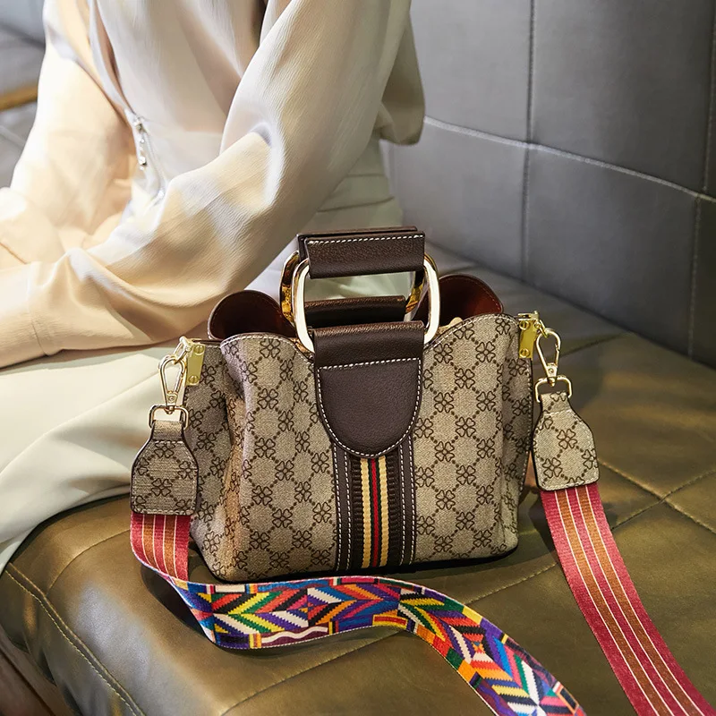 

Bag Women's 2020 New Style Shoulder Bag Europe And America Hot Selling Fashion Printed Iron Handbag Handle Handbag