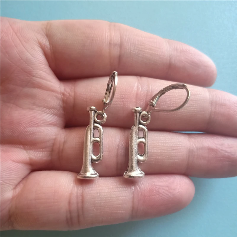 

Tiny Trumpet Leverback Earring, Cartoon Trumpet Earrings Minimalist Jewelry, Antique Silver Color Horn Earrings, Music Charm