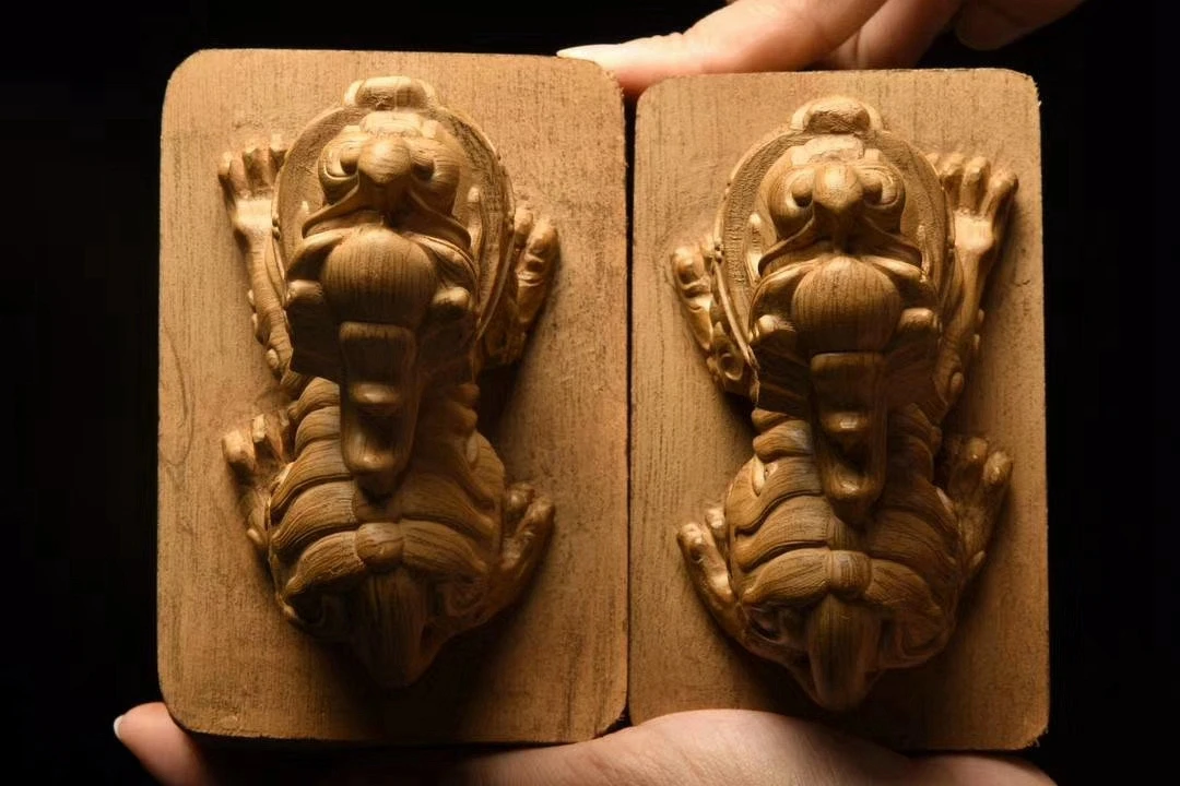 Рисунок 5 - Eaglewood резьба на удачу украшение