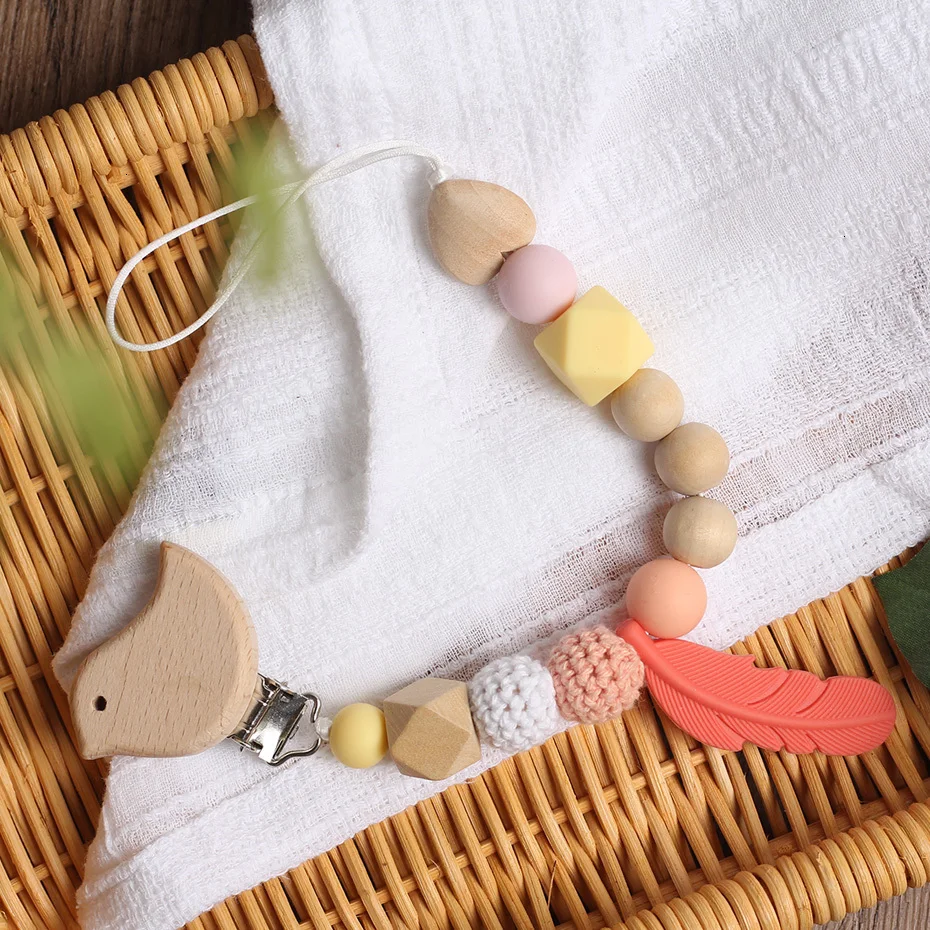 pacifier clips 1pc baby silica gel teeth beech attache cartoon dummy clip Nipple chain baby feeding Pacifier Clip baby