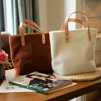 

DihopeWinter New Fashion Shoulder Bag Female Solid Female Bag Large Plush Winter Handbag Messenger Bag Soft Warm Fur Bag