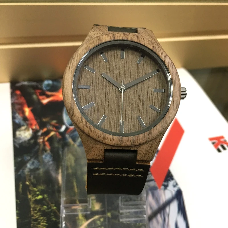 12100292518_818504243