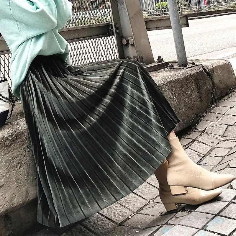 Long velvet Pleated Women's skirt Autumn Winter harajuku High Waist black skirts womens 2019 Silver sexy Casual Party maxi Skirt Long velvet Pleated Women's skirt Autumn Winter harajuku High Waist black skirts womens 2019 Silver sexy Casual Party maxi Skirt