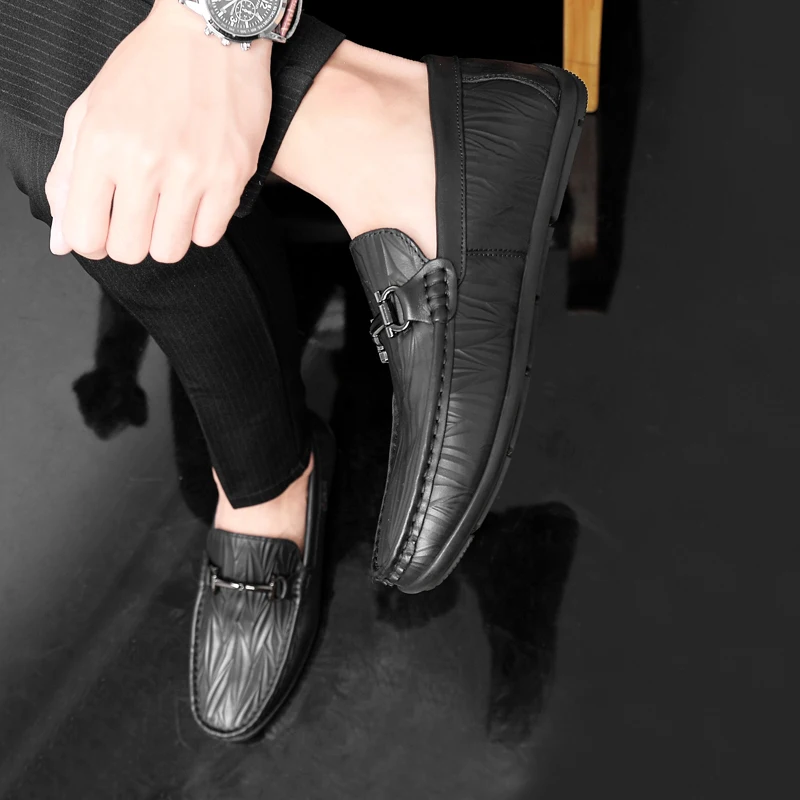 Genuine Leather Men Loafers Comfortable Brown Black Man Flat Walking Footwear Slip on Luxury Male Casual Driving Sneakers