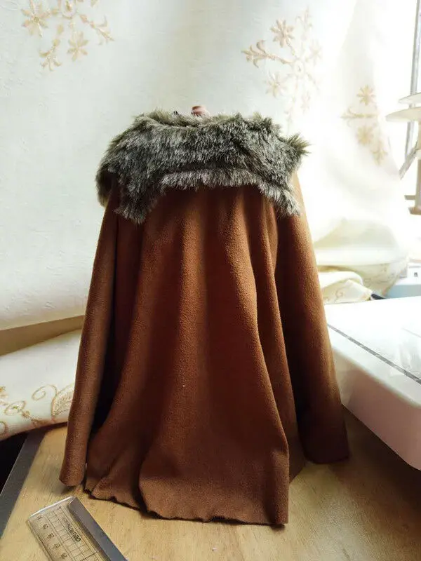 [Только накидка] 1:6 плащ из древнего солдата римского генерала Расселла с меховым