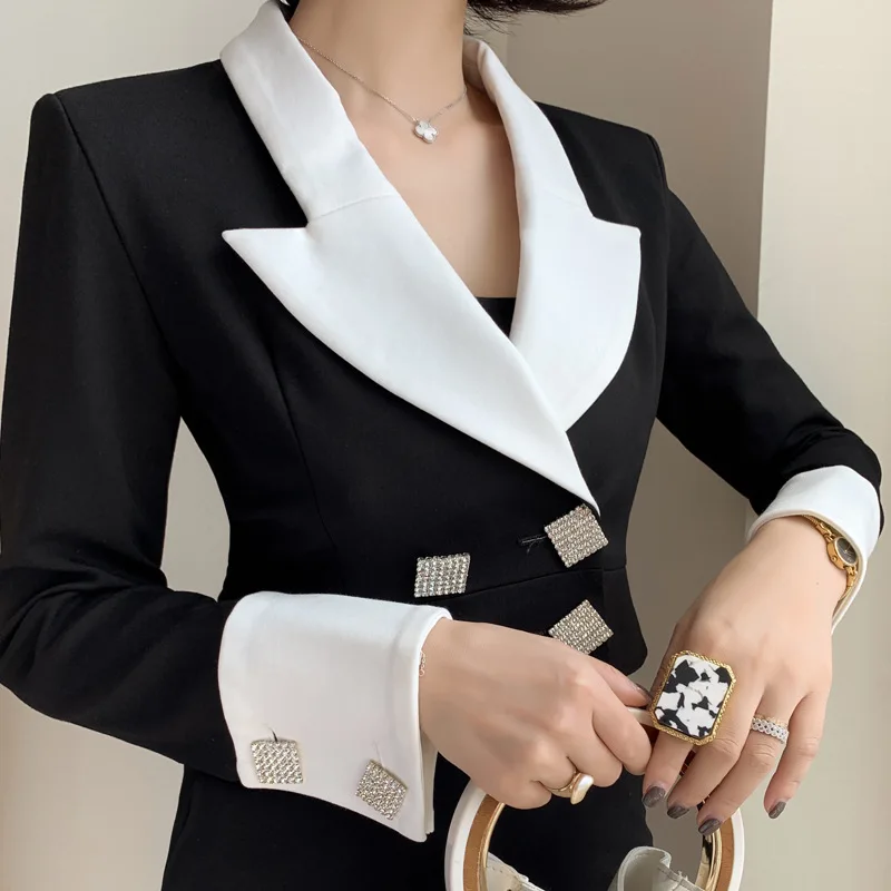 

Демисезонная женская куртка высокого качества стразы на пуговицах, повседневная женская короткая куртка с отложным воротником и длинным рукавом, Черное Женское пальто