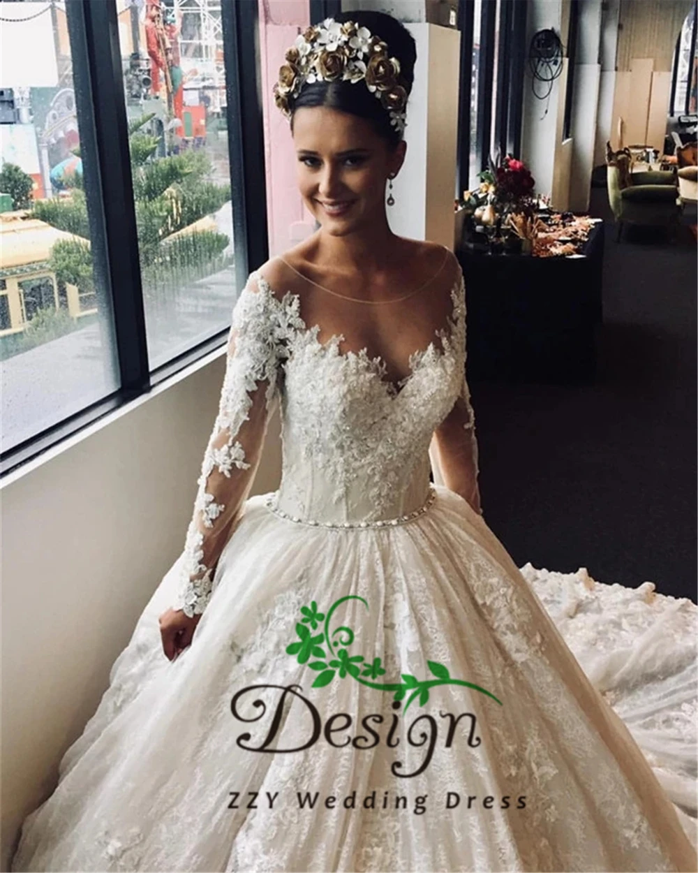 

2023 Long Sleeves scoop Ivory Appliques Chapel Train Wedding Dresses Train Lace Bridal Wedding Gowns Vestido De Noiva