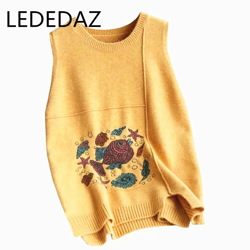 

2020 Women's Fashion Cashmere Vest Lovely Spring Fish Animal Vest Sleeveless Knitted Sweater Vest Waistcoat Korean Vintage Vest