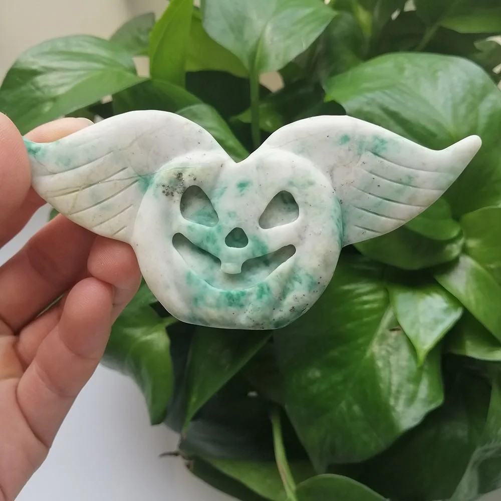 High Quality Green Jade Pumpkin Wing Shape Stone Hand Crafted For Gift&Home Decor ZT