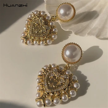 

HUANZHI 2020 Vintage Baroque Pearl Big Love Drop Earrings Gold Gold Color Metal Geometric For Women Girls Party Travel Jewelry