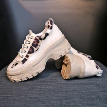 Женские кроссовки; коллекция года; модные белые кроссовки на платформе; женская брендовая обувь на массивном каблуке; женская кожаная спортивная обувь; Chaussure Femme; E14-27