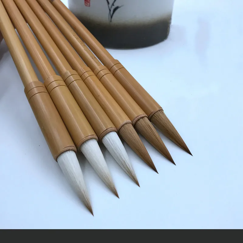 Chinese brushes. кисть каем. кисть каем. Duo yun xuan. объемные кисточки перья в в виде луны.