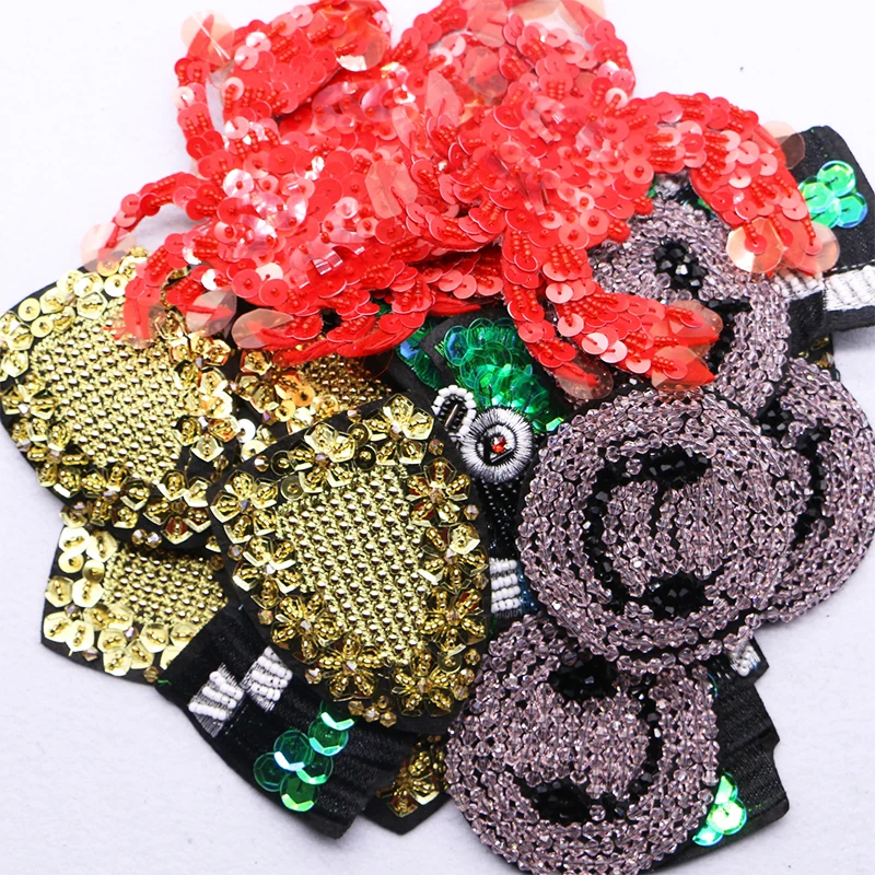 Fatto A Mano Nail Bead Paillettes Crystal Diamond Patch Panda Smile Love Patch Ricamo Abbigliamento Decorazione Nail Bead Cucito A Mano