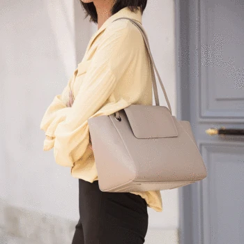

2020 new fashion large-capacity commuter single shoulder bag simple ladies tote bag