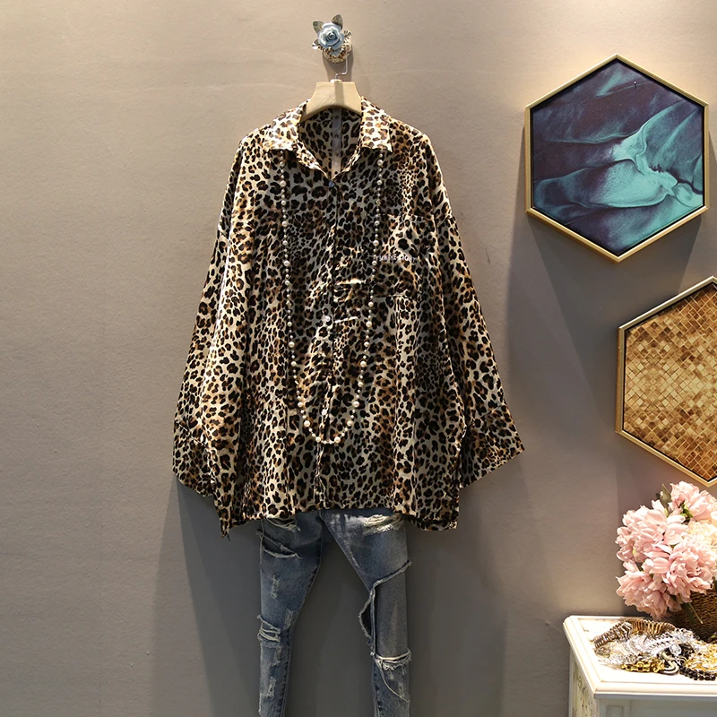 

[EWQ] 2019 Spring Autumn New Pattern Lapel Long Sleeve Leopard Patchwork Single Breasted High Street Shirt Women AH12506