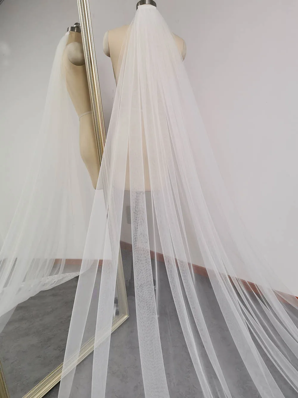 Cathedral Long Wedding Veil with Comb One Tier 3M New White Ivory Bridal Veils 1 Layer Welon for Bride Wedding Accessories