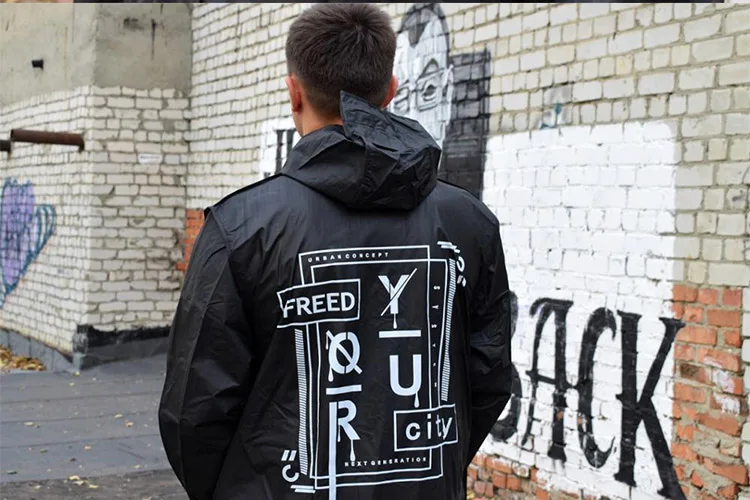 成人包边长褂带印花4