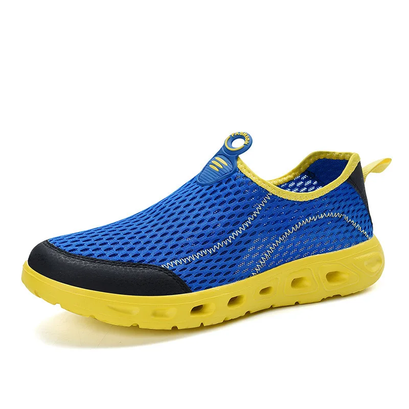 

2020 New Style Large Size Four Colors Ultra-Light Outdoor Sports Upstream Porous Punched Sheet Running Shoes Men's