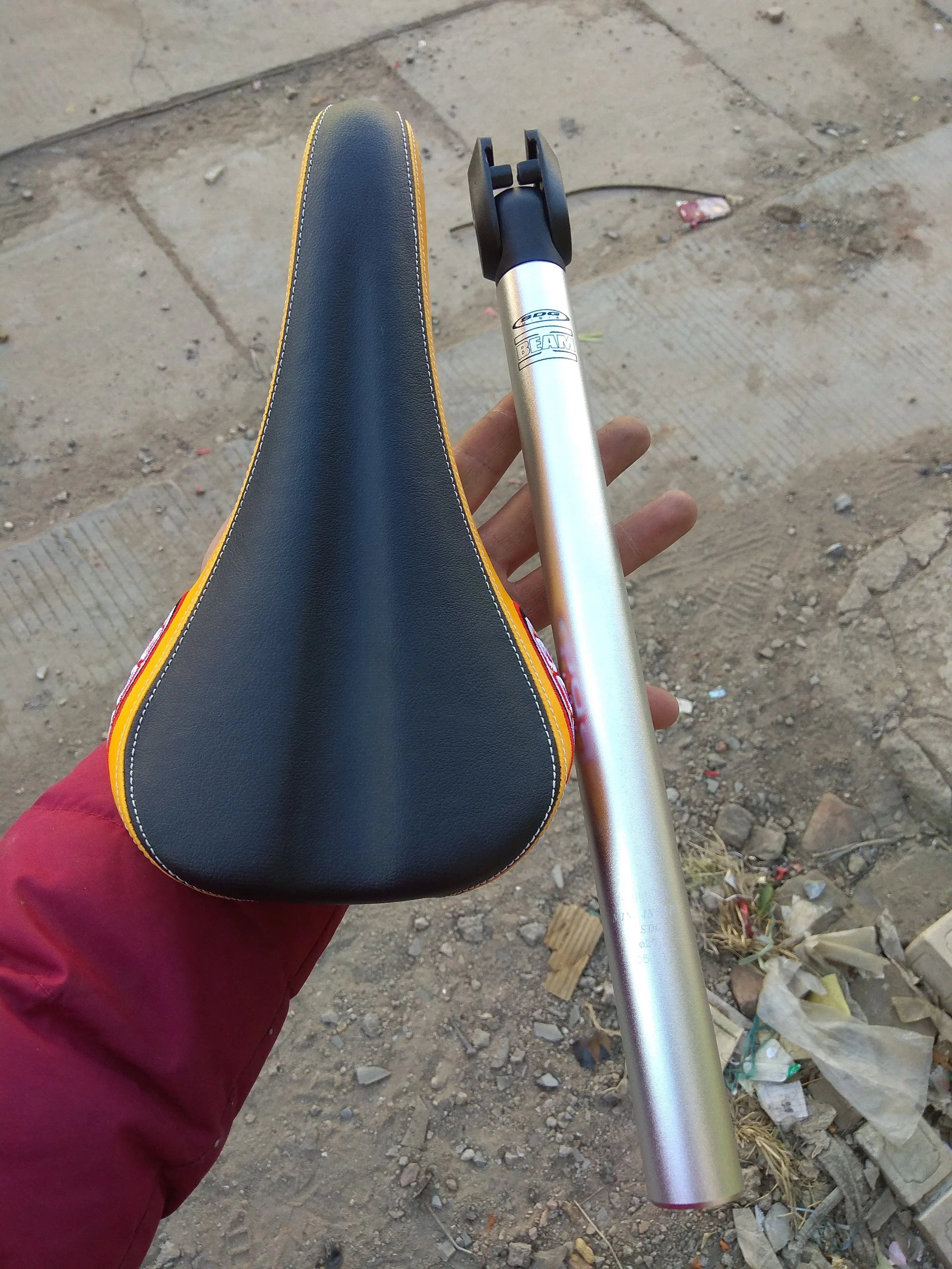 Tube De Selle Universel Pour Vélo – 27,2 X 450 Mm – Doré – Marque Uxcell – Neuf
