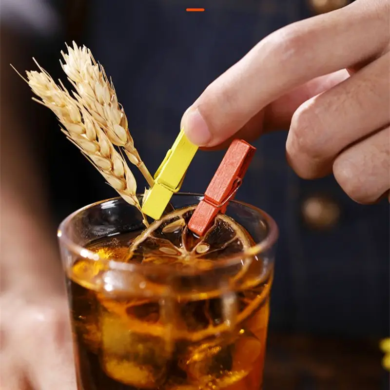 Aixiangru 100pcs Cocktail Creative Decorative Clip,Bar Bartender Colored Post-it Wooden Bar Accessories Color Photo Frame