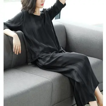 

Summer 2020 New Women's Sweatsuits Suits Chiffon loose Temperament Striped Top + Cropped Pants Elastic Waist Casual 2pcs Sets