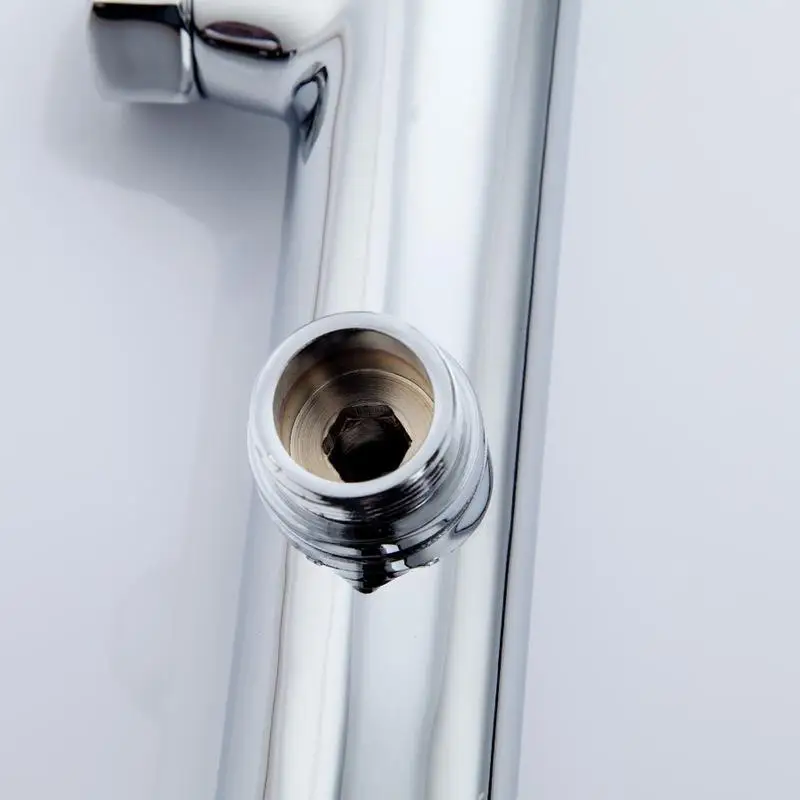 3700110103_692614731