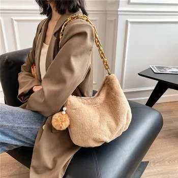 

Fashion Solid Color Chain Shoulder Underarm Bag Women Simple Plush Soft Fluffy Female Designer Fur Totes Handbag Ball Pendant