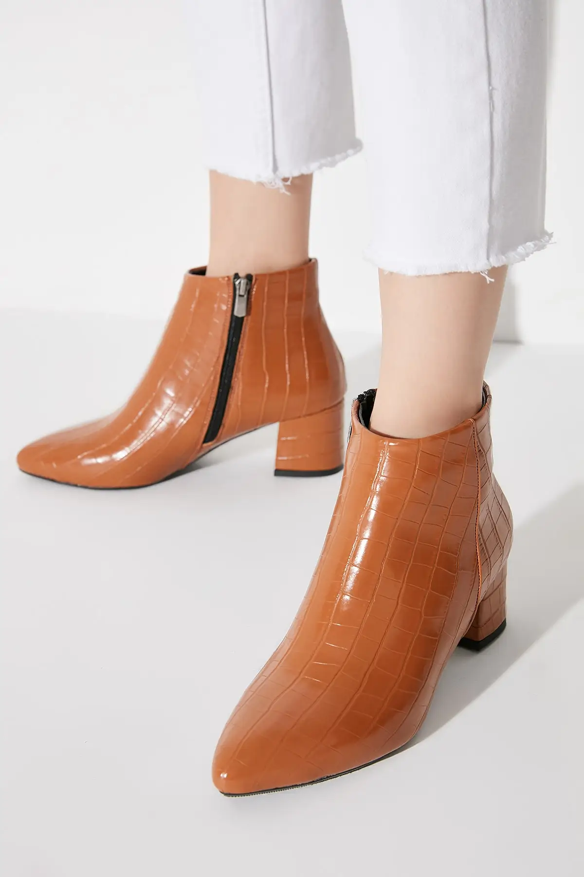 Trendyol Taba Kroko Women Boots TAKAW20BO0117 |