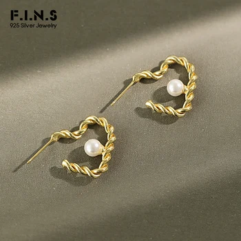 

F.I.N.S Korean S925 Sterling Silver Earrings Simple Heart-Shaped Simulated Pearl Stud Earrings for Women Korean Fashion Jewelry