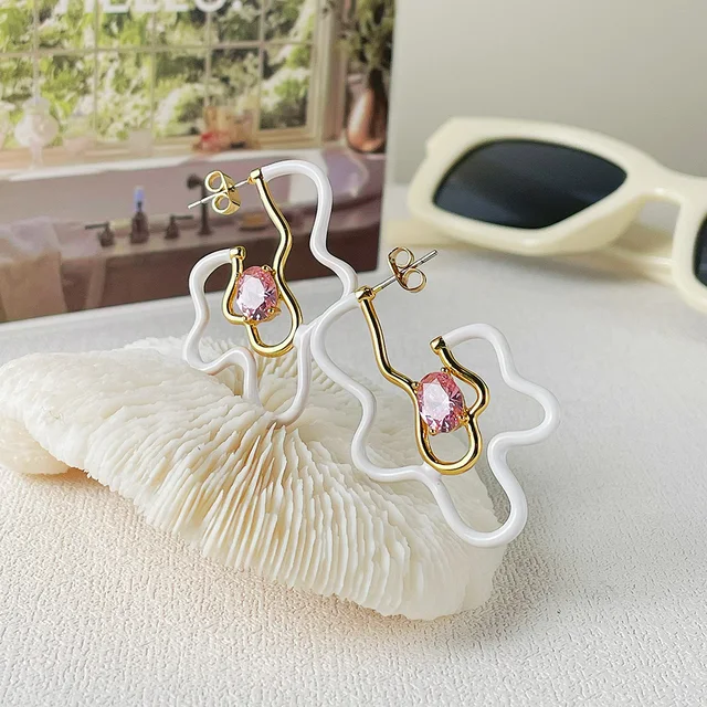 ENFASHION Irregular White Flower Dangle Earrings For Women Gold Fashion Jewelry Zircon Piercing Drop Earring Aretes 2021 E211332 5