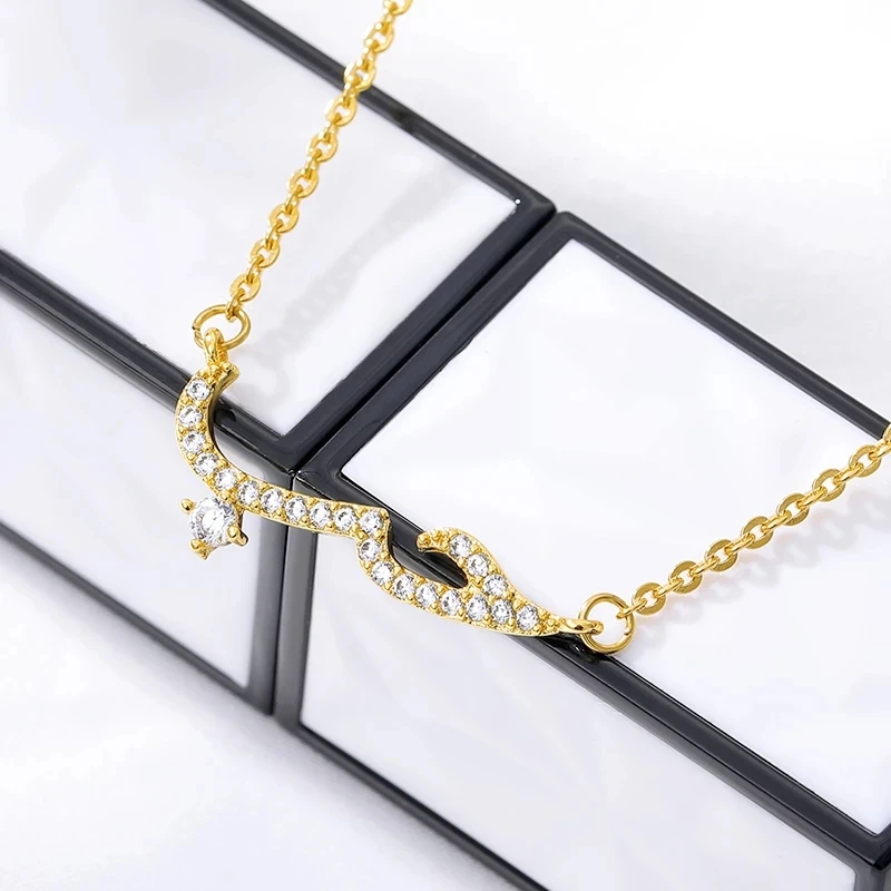 Cute Crystal Love Arabic Necklace Micro Pave Cubic Zirconia Rune Pendant Arabian Ethnic Jewelry Spiritual Best Friend Gift Whole