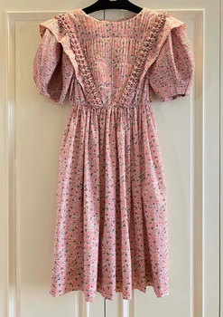 

2020 Spring and Summer New Women's Crew Neck Chest Crimp Splice Small Floral Waist Short Sleeve Surface Dress 413
