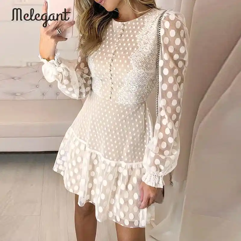 vestido de bolinha curto