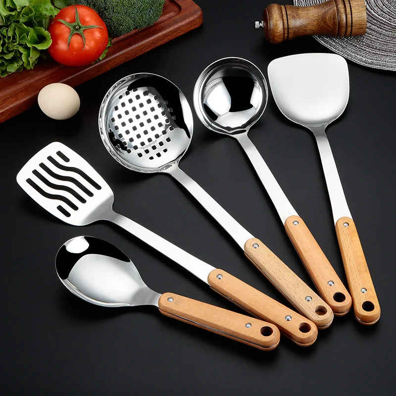 

Stainless steel thickened anti scalding wooden handle pot shovel leakage shovel soup spoon creative cooking kitchenware set