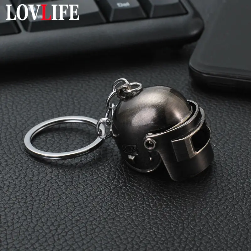 

PUBG Helmet Key Chains Armor AWM 98K SKS Rifle Smoke Bomb Weapons Model Keychains Pendants Men Car Key Holder Hanging Trinkets