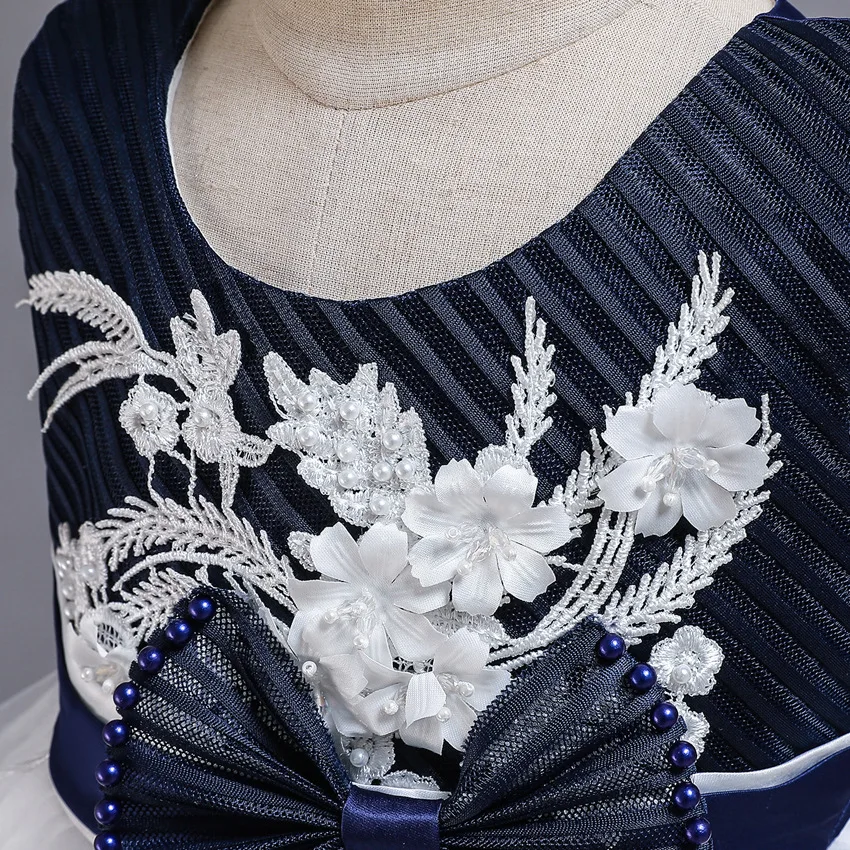 12691167333_1498729419