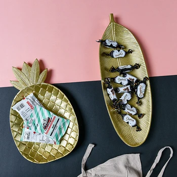 

Simple Nordic Style Wooden Golden Tray Pineapple Leaf Shape Snack Fruit Bowl Wooden Storage Tray