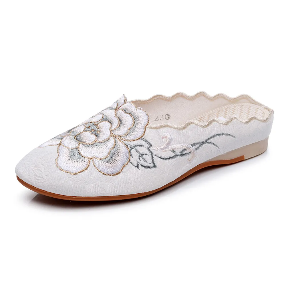 Veowalk Handmade Flowers Embroidered Jacquard Women Slippers Comfortable Elegant Ladies Slippers for Ladies Soft Sliders Shoes