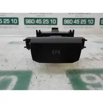 

HAND BRAKE LEVER PEUGEOT 508 2. 0 16V HDi FAP 96661121XT00 7 PINS [16356895]