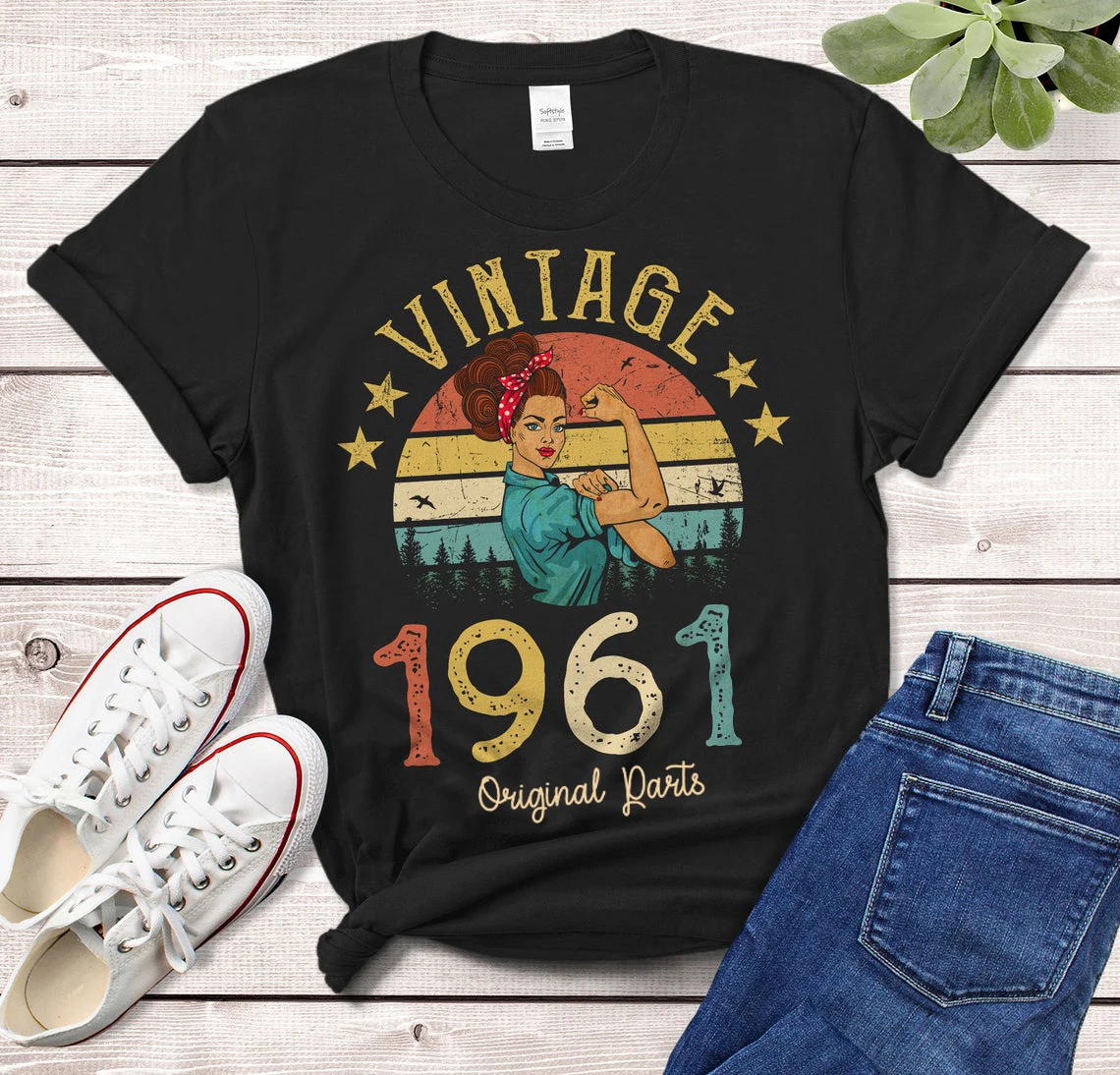 

Vintage 1961 Original Parts T-Shirt 62 years old 62nd Birthday party Gift Idea Women Mom Wife 1961 Funny Retro Tshirt