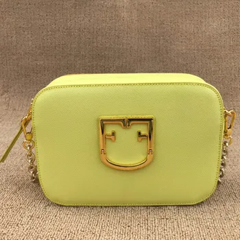 

2020 famous brand genuine leather geometric handbag large capacity wide Shoulder Crossbody Bags Stylish all-in-one beach bag