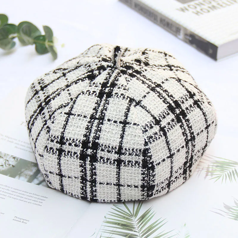 Casquette осень-зима новые черно-белые клетчатые береты дамы Британский маляр шляпа newsboy шапки Мужские Восьмиугольные кепки BTM04 - Цвет: Белый