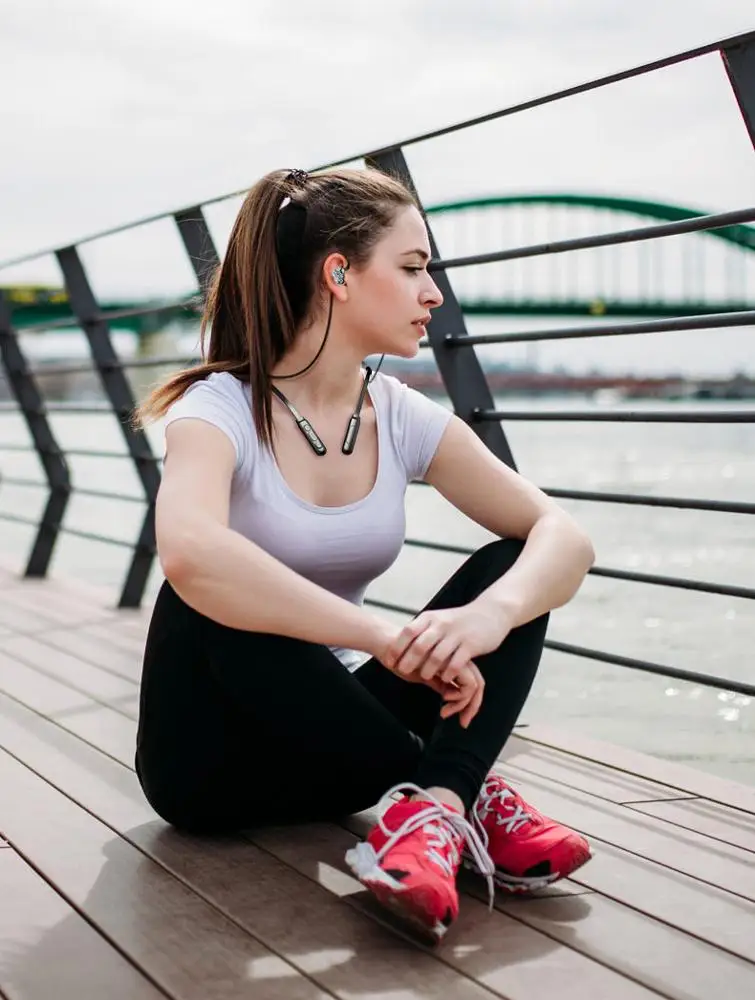 FMJ S3 earphone Bluetooth 5 0 dual battery 135mAh changeable wire 6D sound wireless headset for sports and mobile phone