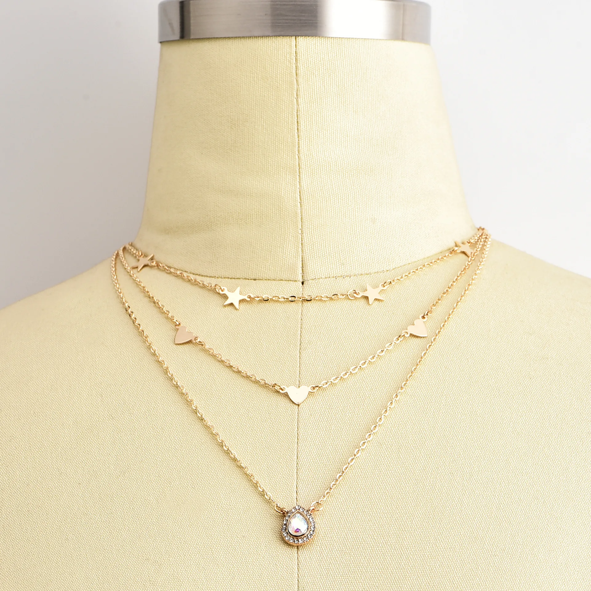 2019 Fashion Korean Version Of The New Necklace Personality Multi-layer Five-pointed Star Heart Love Drops Women's Necklace 2019 Fashion Korean Version Of The New Necklace Personality Multi-layer Five-pointed Star Heart Love Drops Women's Necklace