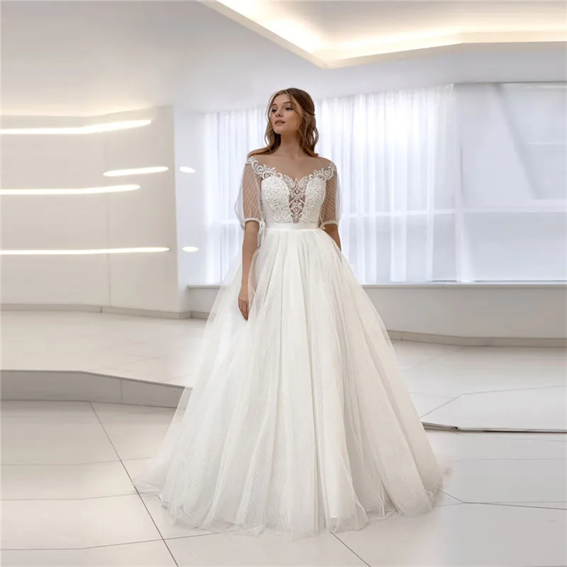 

Half Sleeves White Lace Appliques Wedding Dresses Women Adjustable Lace Up Back With Buttons Bridal Gowns Spring Custom Spring